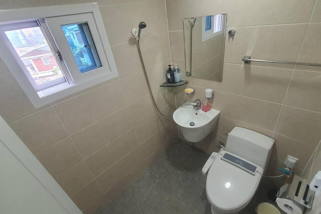 Hyuns 301 - Station 5 Min By Walk Apartment